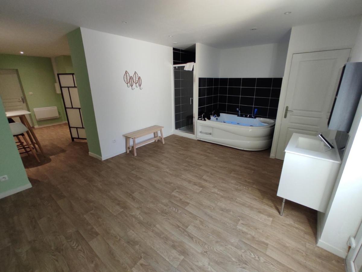 Ng Suitehome - Lille I Roubaix Centre I Coq Francais - Balneo - Netflix - Wifi 外观 照片